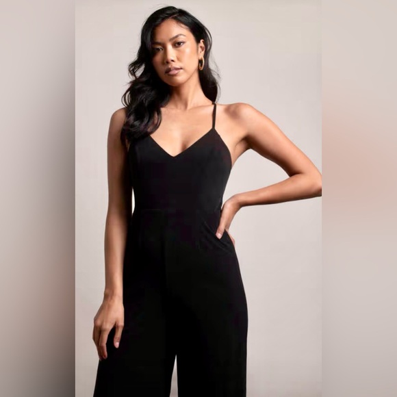 TOBI - MAROON LATE NIGHT CROSS BACK JUMPSUIT - SIZE XS - Picture 3 of 9